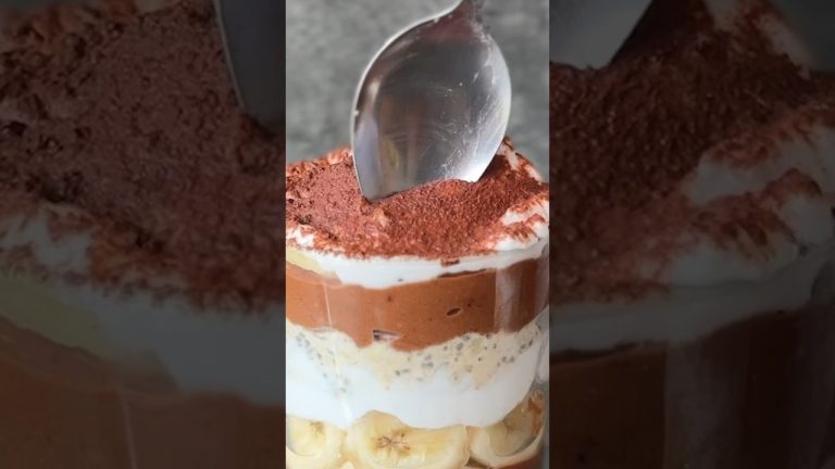 Dessert for breakfast? Full recipe link in bio 🙌