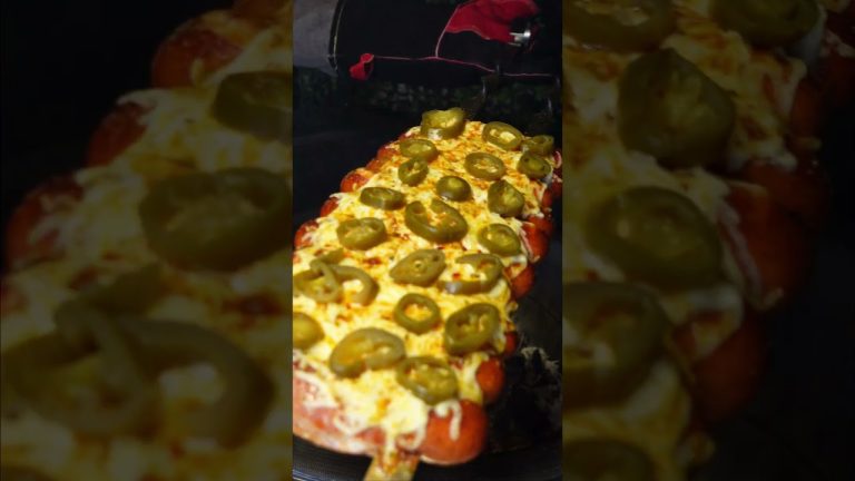 Smoked Cheesy Sausages  #grilledsausages #sausages #grill #bbq #kamado #kamadorecipes #larrygbbqguy