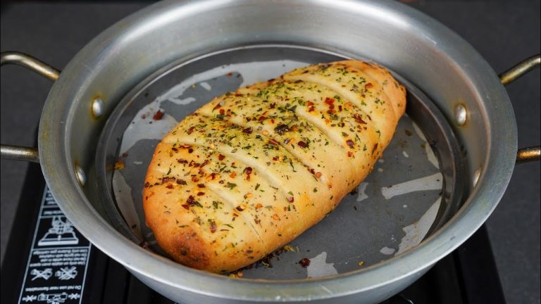 No Yeast, No Oven Garlic Bread Recipe In Kadai | Eggless | Easy Garlic Bread | N'Oven