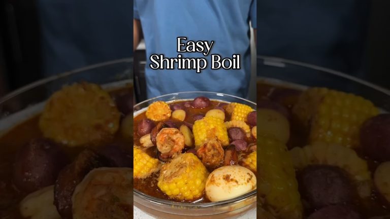 HOW TO MAKE AN EASY SHRIMP SEAFOOD BOIL #Shorts