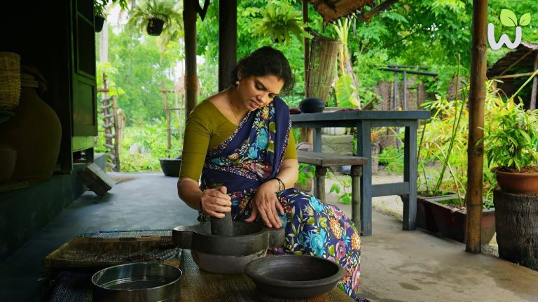 BLACK CHICKEN HERBAL RECIPE, known as “Kozhi Marunnu” | Fenugreek with Rice | Immunity Booster🌿🍲