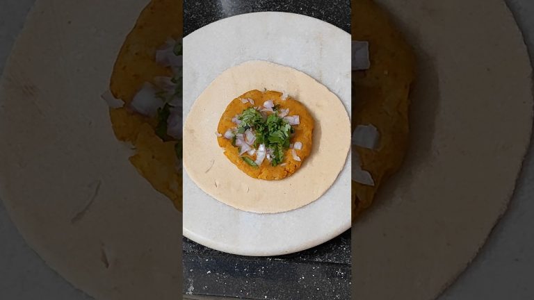 today breakfast#shots#YouTube#1minuterecipe#cornrecipe#paratha# roti#tiffine