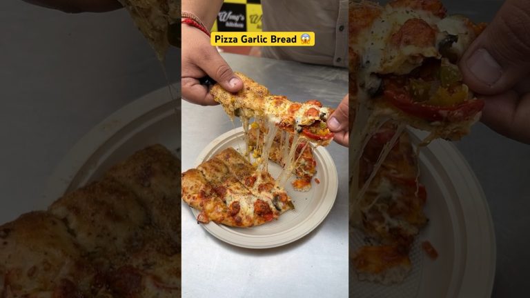 Delhi की Viral Pizza Garlic Bread 😵😵 बेचते है रोज़ 500 से ज़्यादा Pizza Garlic Bread की Plate😱
