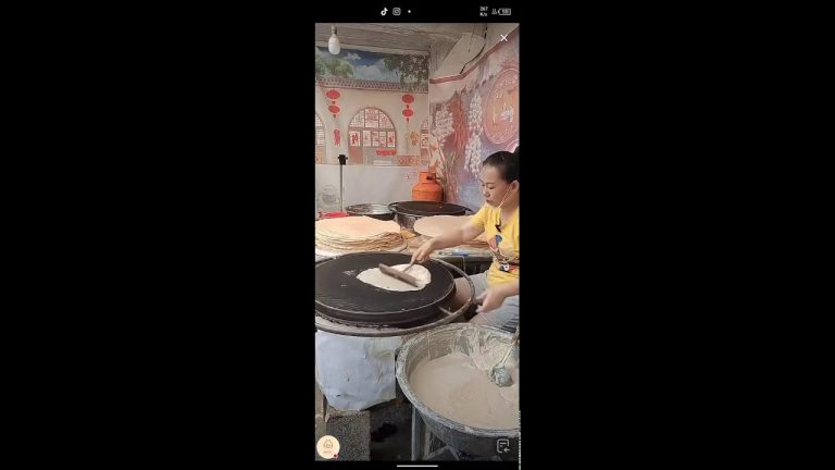 seturitu cooking food watching live streams