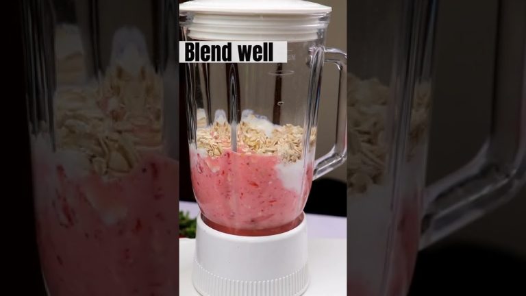 Strawberry Banana Smoothie,Healthy Smoothie #Shots#recipesoftheworld #healthyrecipe