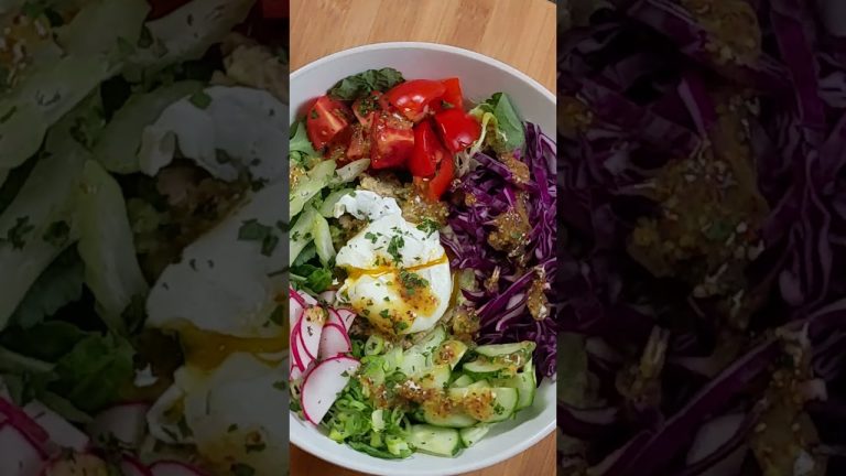 Shredding Cabbage Tip #CuttingSkills #CookingTips