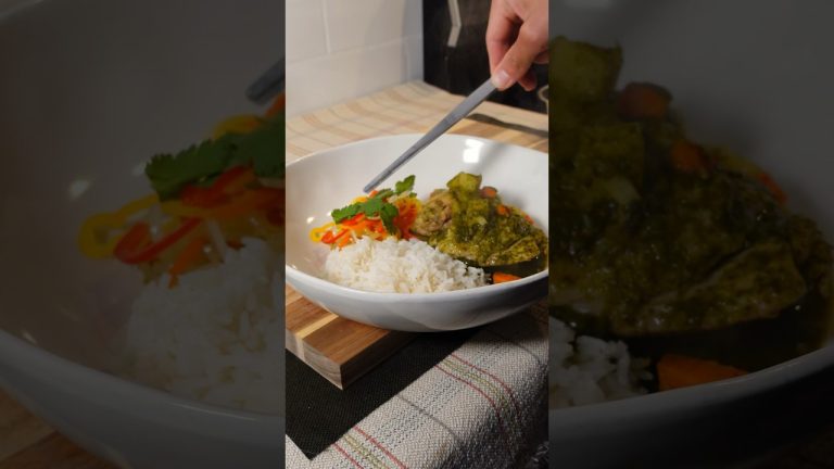 Peruvian Chicken Stew (Seco De Pollo) 🇵🇪🍲😍 #shorts #cooking