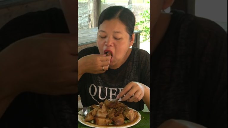 Pork eating #shorts  #food #deliciousmukbang #tastyfood #mukbang #yummyfood #cooking #superdelicious