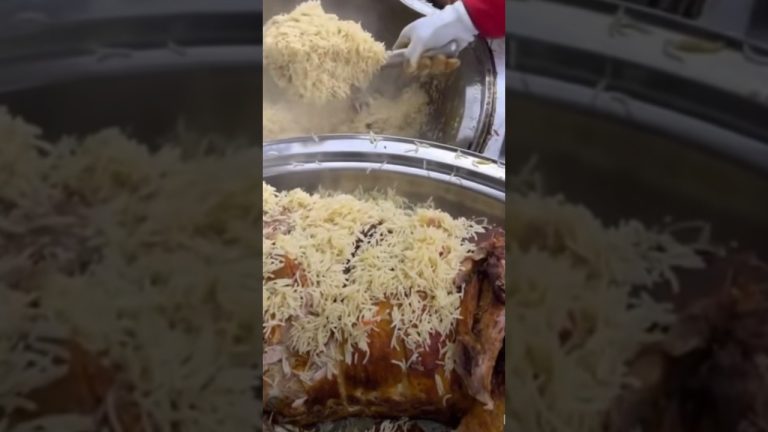 Dum Pukht whole Lamb Roast With Kabuli Pulao. 🐃🐐#delicious #youtubeshorts #love