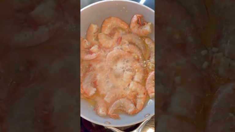 Make some shrimp pasta with me #food #cooking #pasta #recipe #dinner
