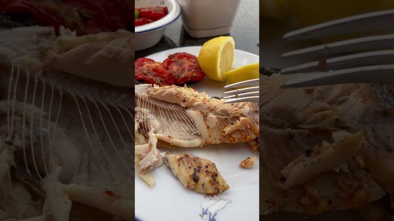 Fish / Риба Сібас на грилі🔥Засолюю день наперед #shortvideo #food #fish #tasty #video #shorts