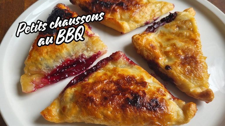 CHAUSSONS aux FRUITS ROUGES CUITS AU BBQ