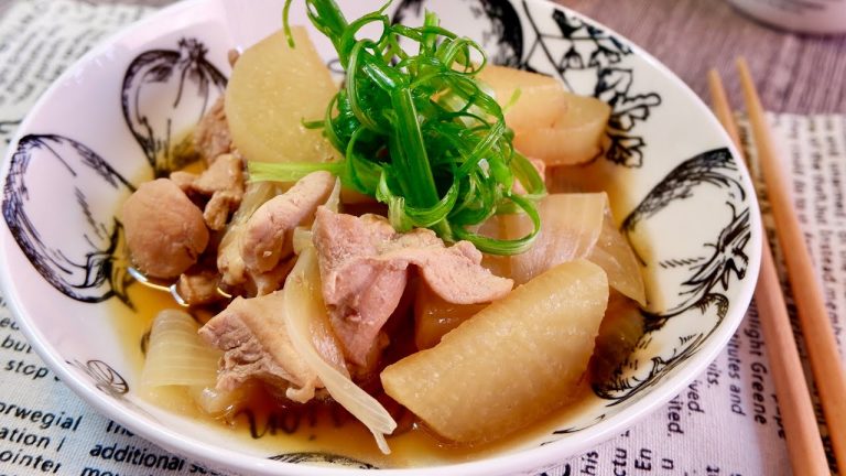 Try this Soul-Comforting Japanese Chicken Stew w/ Daikon 日式白萝卜炖鸡 Super Easy One Pot Oden Dish Recipe