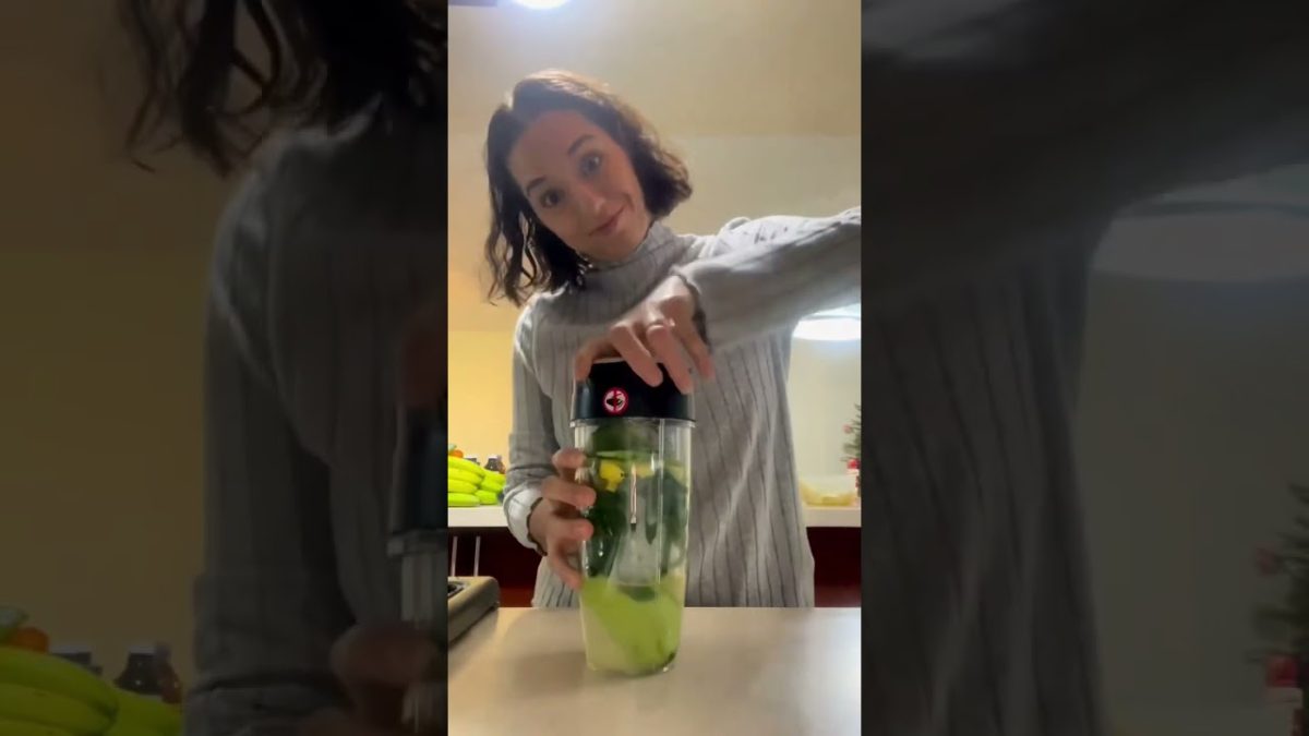 Un jugo verde lleno de vitaminas, minerales, antioxidantes y fibra, por @creandohabitosconamor