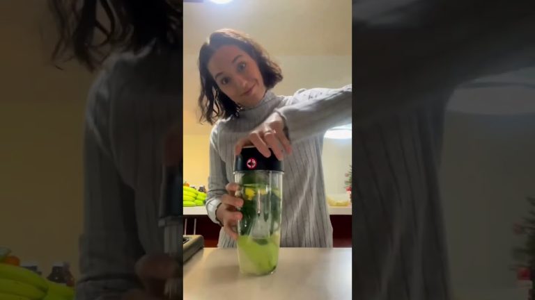 Un jugo verde lleno de vitaminas, minerales, antioxidantes y fibra, por @creandohabitosconamor