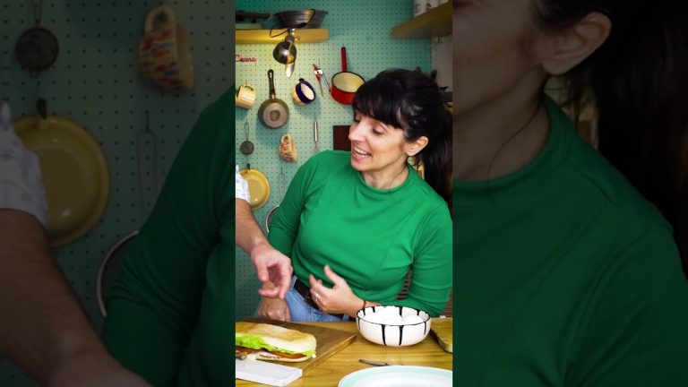 Nuevo episodio de #PaulinaSessions! Vino @JuanIngaramo a hacer un lomito 100% cordobés 🇦🇷