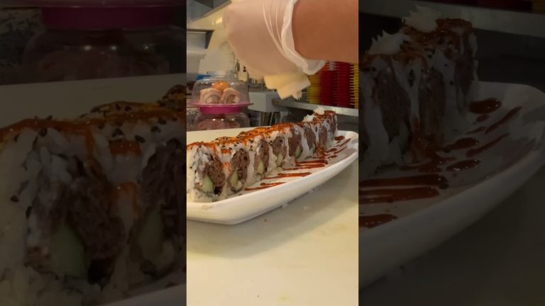 Spicy beef teriyaki sushi roll #trending #sushistyle #sushiroll