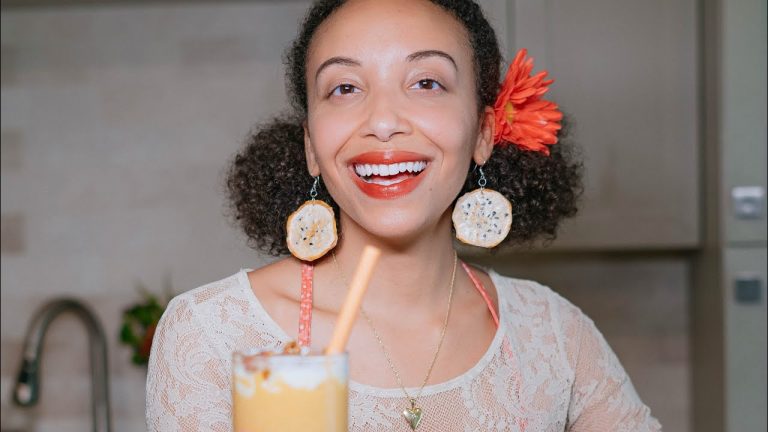 How to Make a Pumpkin Pie Smoothie! Vegan and Plant-Based Recipe