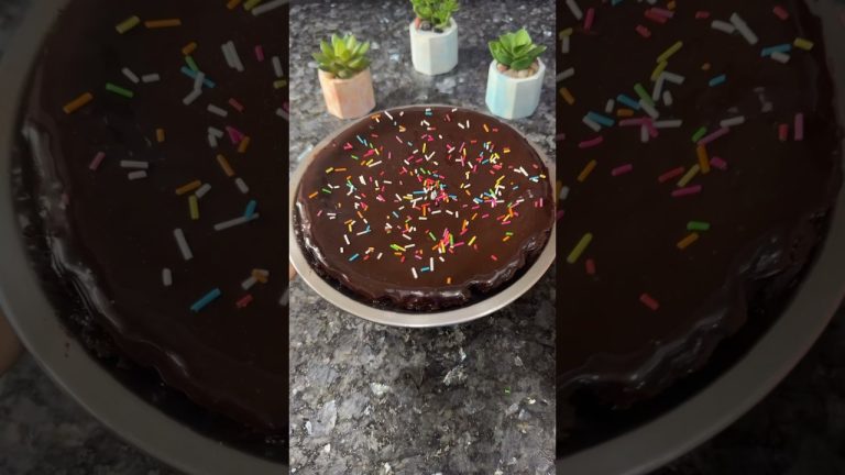 Round shaped Biscuit Brownie 😍 #shorts  #food #trending #recipe