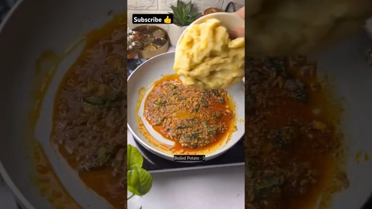 Cheezy Masalah Vada Pav | Bun Burgers | easy recipe #shorts #streetfood