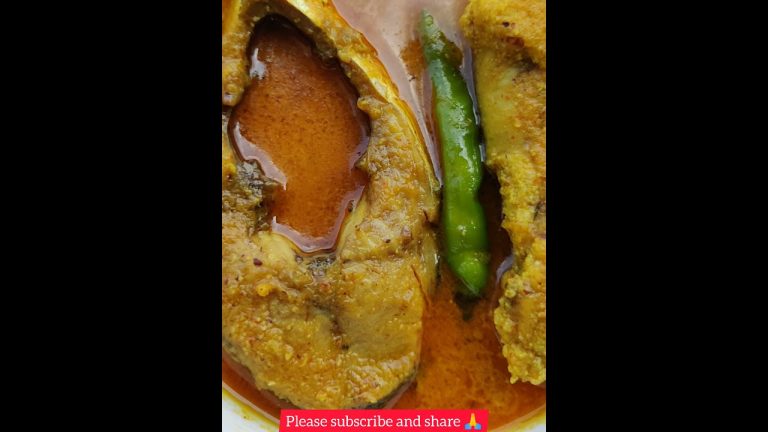 Ilish Macher Jhol | Bengali Hilsa Fish Curry | Ilish Macher Recipe| Shorshe Bata Ilish Mach |#shorts