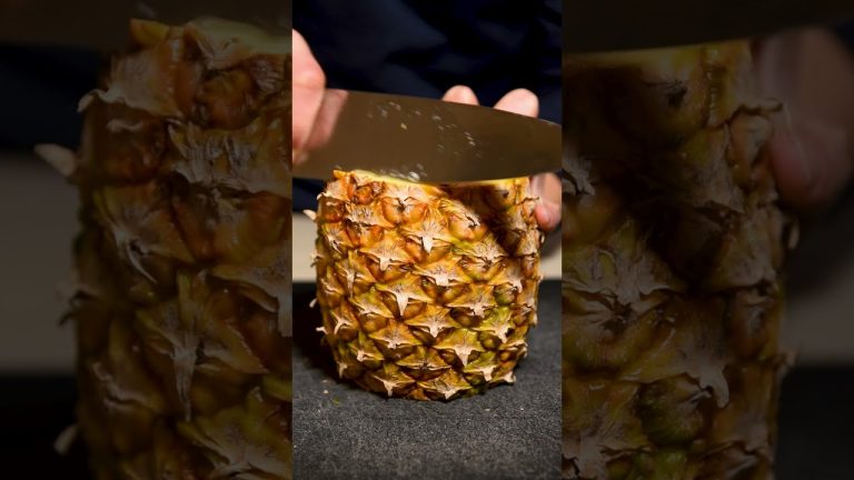 How to CUT and GRILL Pineapple