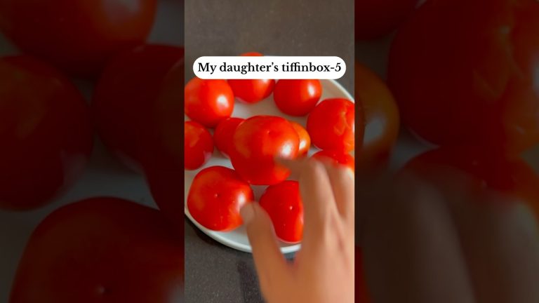 My daughter’s tiffinbox-5 ll 🍅🍅Tomato roll 🍅🍅#shorts #kidstiffinbox