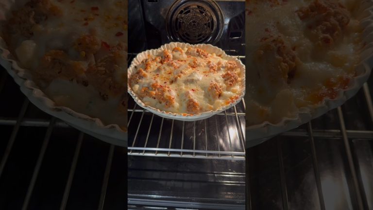 Mác & cheese pasta with crispy zinger chunks #trending #viralshorts #shorts