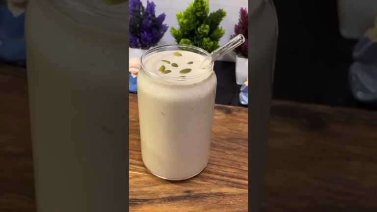 High Protein Breakfast Smoothie | Healthy Fruits and Nuts Smoothie #ytshorts #shorts #ytshort #yt