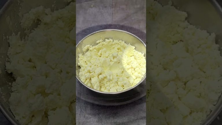 नए तरीके की अनोखी और टेस्टी मिठाई Instant Sweet Recipes #sweet #shorts #trending #youtubeshorts