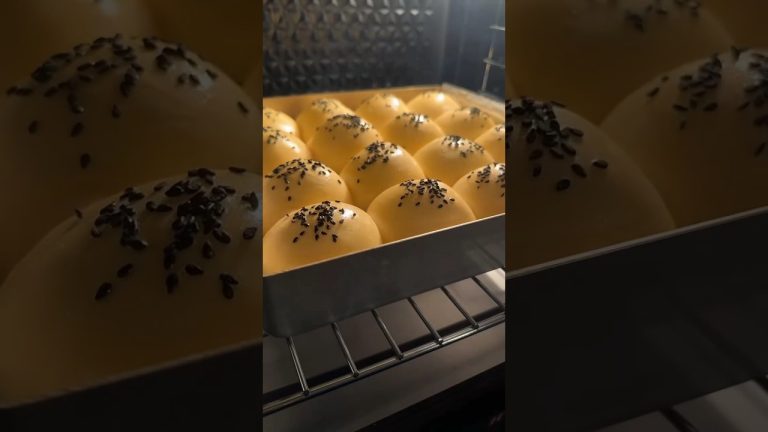 yummy😋 #cream #cake #breakfast #bread #viralvideo #viralshorts #food