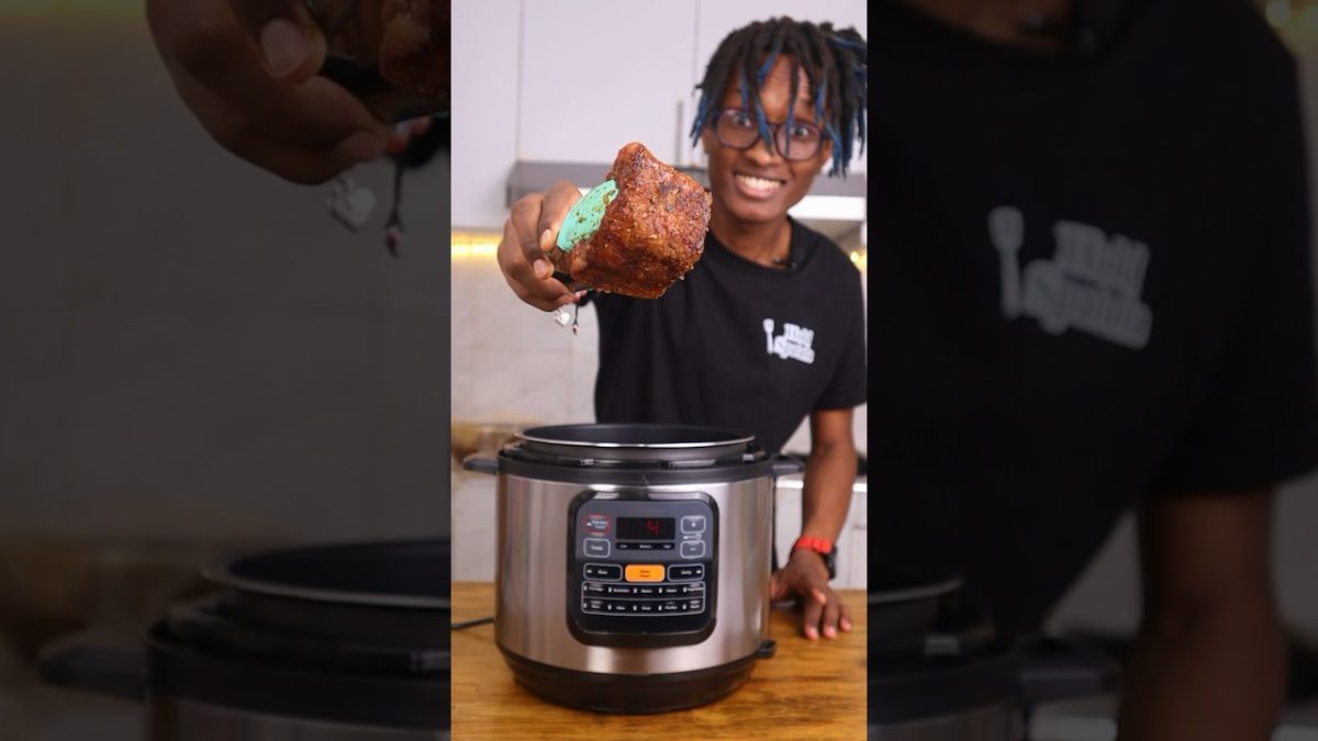 Just made these fall-off-the-bone oxtail tacos using the Ramtons RM/582 Electric Pressure Cooker.