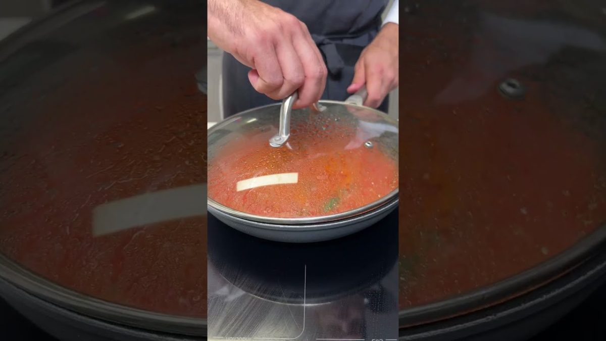 🍝🍅 SPAGHETTI ai TRE POMODORI…gusto irresistibile😍 #Shorts