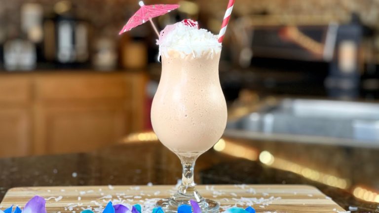 Pina Colada Dessert Smoothie🏝 | Mocktail, Virgin Recipe