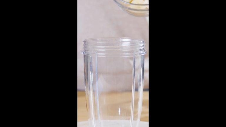 CHEERIOS® BLUEBERRY CEREAL SMOOTHIE