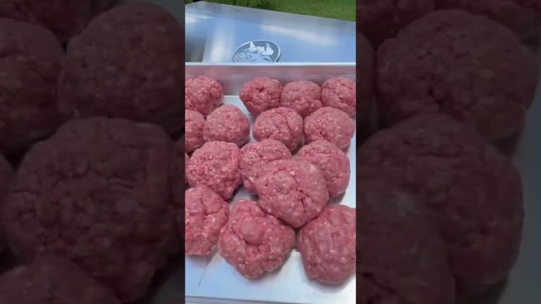 Delicious #meatballs #bbq #griddle #food #trumpetmaster77 😁🔥🔥