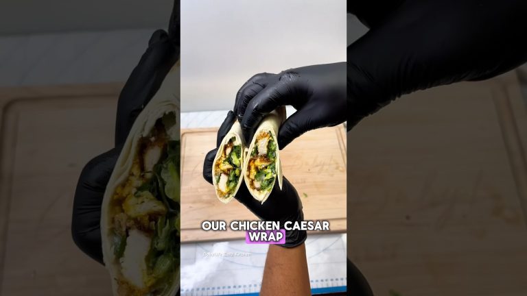 Quick Lunch Chicken Caesar Wrap. #cooking #recipe #chickenrecipes #chickenwraprecipe