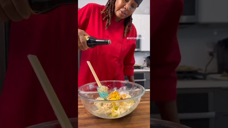 Crab Balls!! #htxfoodie #seafoodrecipes #chefcarmenatl #food #seafood #crabballs #crabcakes