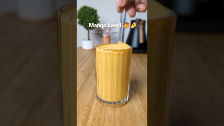 Summer Refreshing Mango Lassi| #food #foodshorts #mango #colddrink #smoothie #juice #recipe #sweets