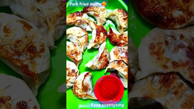 juicy pork fried momo. 🥰#shorts