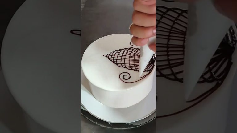 SRK cake recipe #vanillacakechocolatecakedecorating #cake #birthdaycake #viralvideo