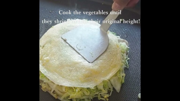 Hiroshima style Okonomiyaki #japaneserecipe#okonomiyaki #japanesefood