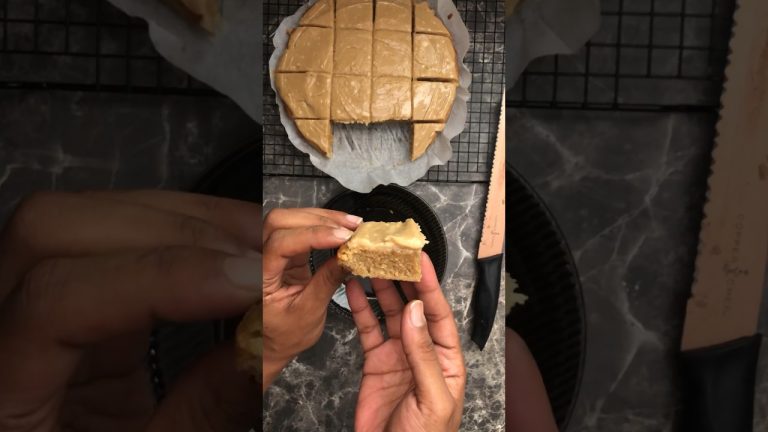 Browned Butter Banana Blondies #dessert #homemade #recipe