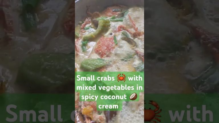 Seafood LOVERS/ Ginataang crabs 🦀 with mixed vegetables 😋 👌 #shorts #seafoodrecipes @ateedzchannel