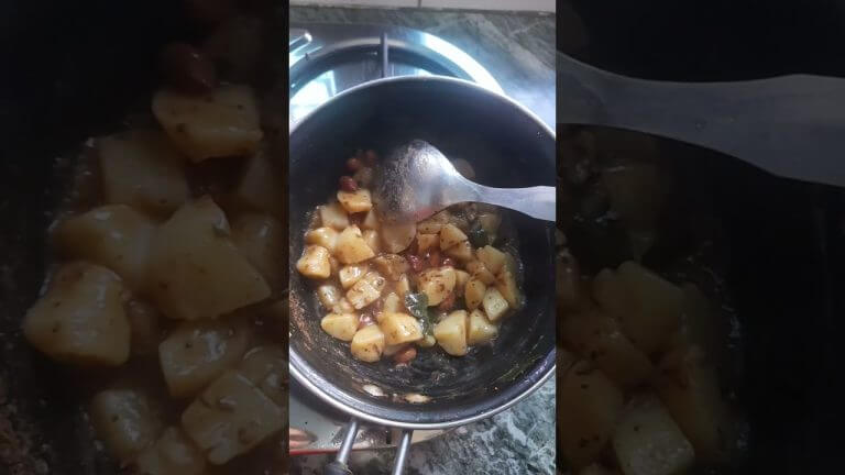 Easy Phalhari Aloo For Fast #youtubeshorts #viralshorts #shorts