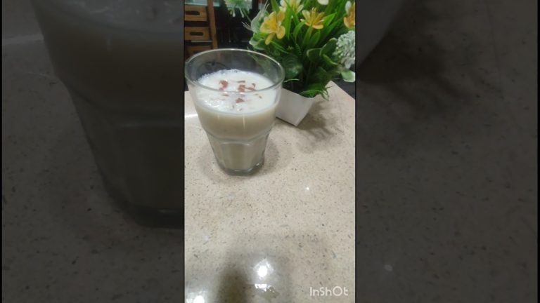 Healthy Banana Shake #shorts #trend #ytshorts #healthyrecipes #healthyfood #easyrecipe