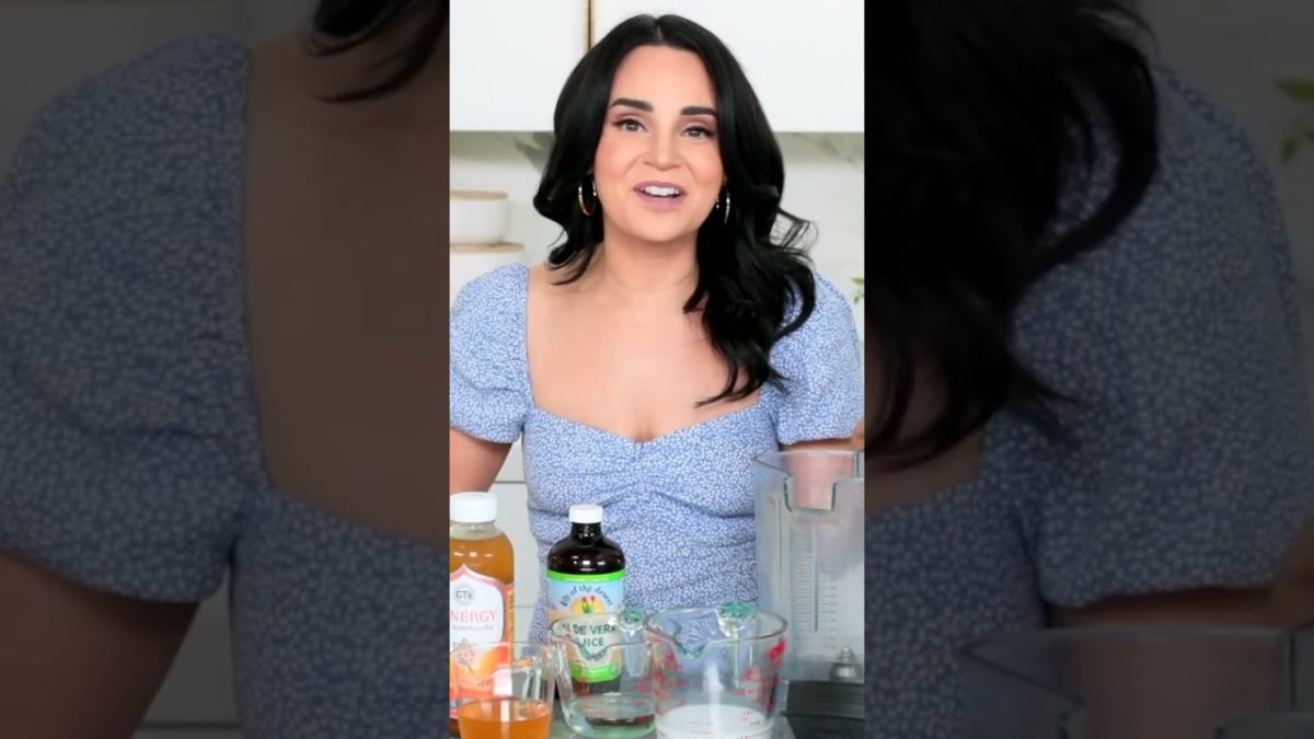 Kendall Jenner's $25 Erewhon Smoothie is CRAZY #shorts #food #taste #la #react #howto