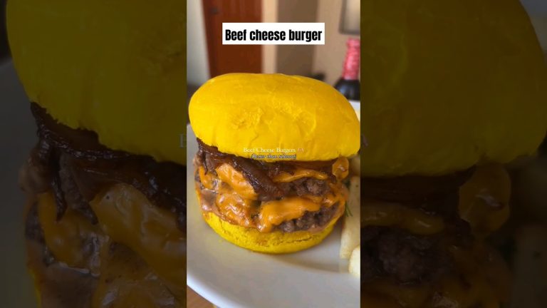 KFC Zinger cheese Burger Recipe By at home | Chicken Burger Recipe | Zinger Chicken Recipe | #shorts