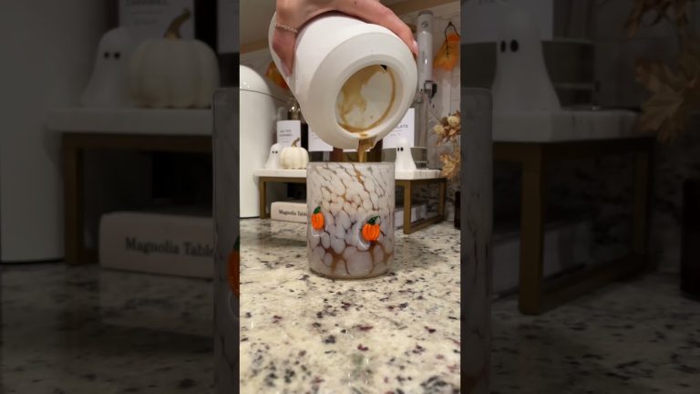 make a pumpkin chai latte with me at home #chailatte #falldrinks #drinksathome #asmr #fall