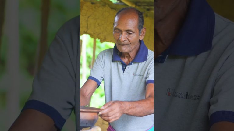 Beef Curry with Cassava Mash! 😍 How to Make Beef Curry 🥩 & Mix It With Cassava 🍠 #shorts